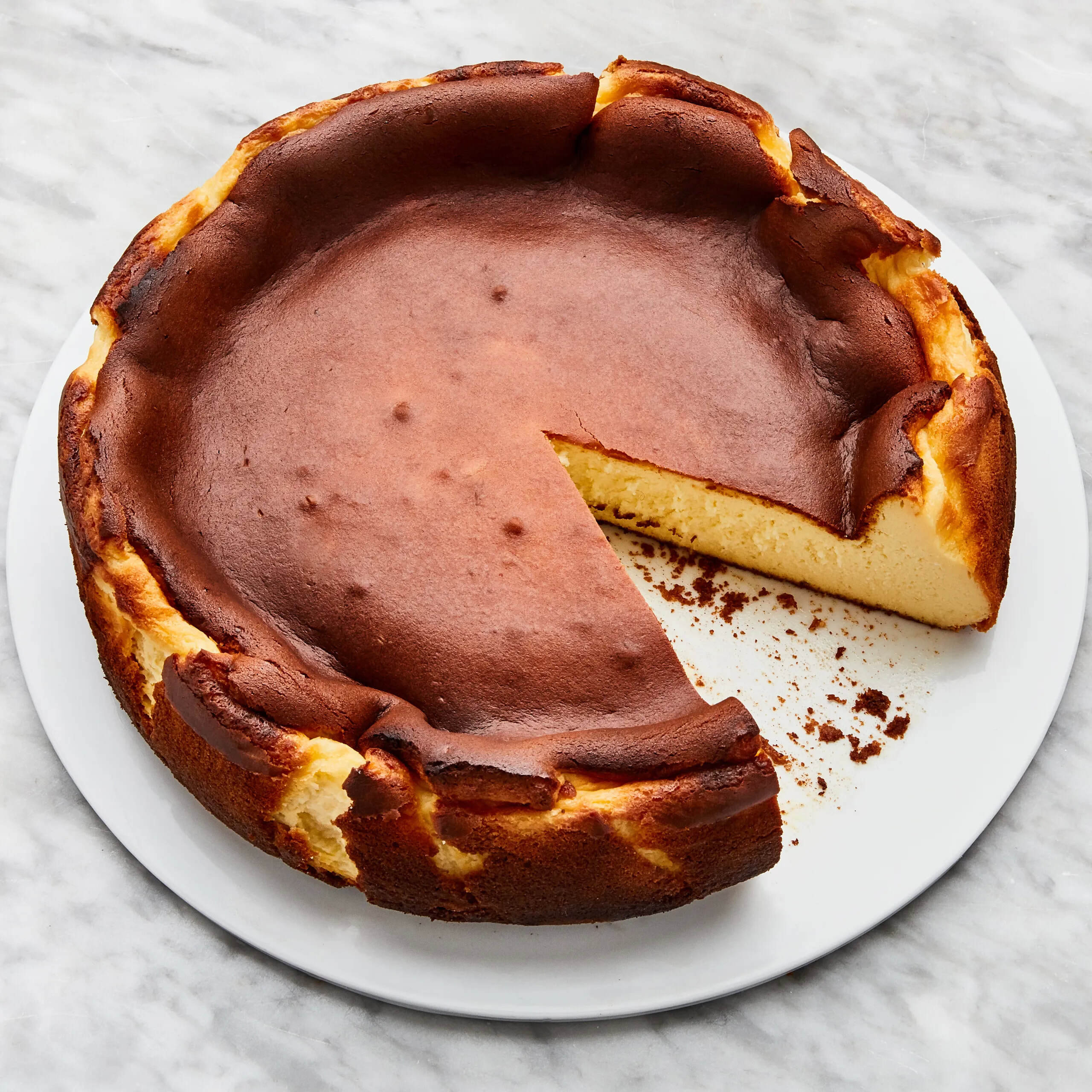 Basque cheesecake slice - hojicha